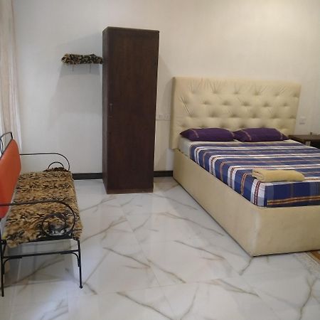Living Home Νεγκόμπο Δωμάτιο φωτογραφία