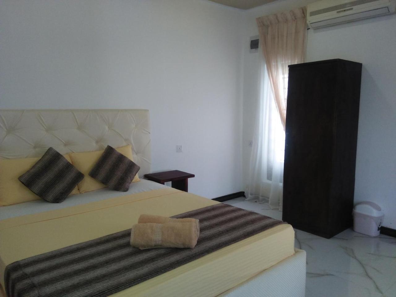 Living Home Νεγκόμπο Δωμάτιο φωτογραφία